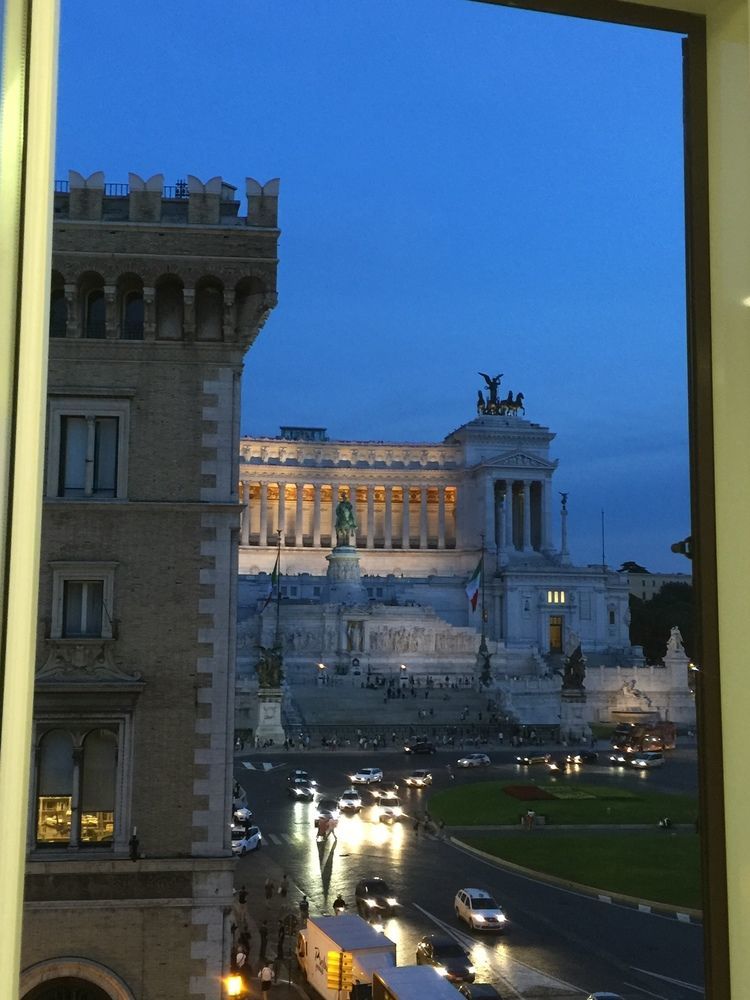Luxury Piazza Venezia Hotel Rom